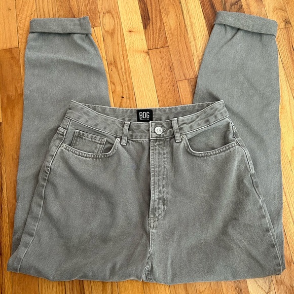 Urban Outfitters BDG Mom High-Rise Jeans in Gray - Picture 2 of 4